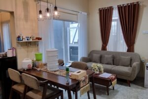 Jual Rumah Murah di Graha Raya Full Furnish